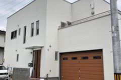 上山市 Y様邸｜新築注文住宅2階建「愛車を楽しみ暮らす家」
